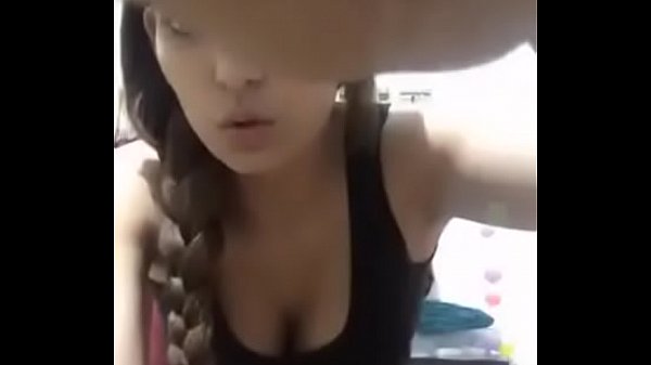 Desi Cewek Bikin Makin Pengen, Goyangin Pantatmu Di Depanku Saking Liarnya.