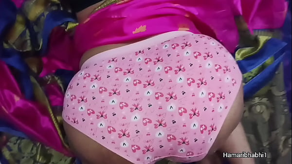 Bikin Makin Greget, Nih Bini Orang Lagi Ngelakuin Hubungan Intim Dengan Gaya Ala India.