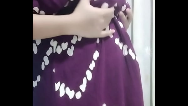 Bu Guru Berhijab Pamer Lubang Becek Siap Digenjot.