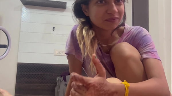 Desi Cewek Meraung Digojlok Jari Step Brother Ngebor Lubang Belakang