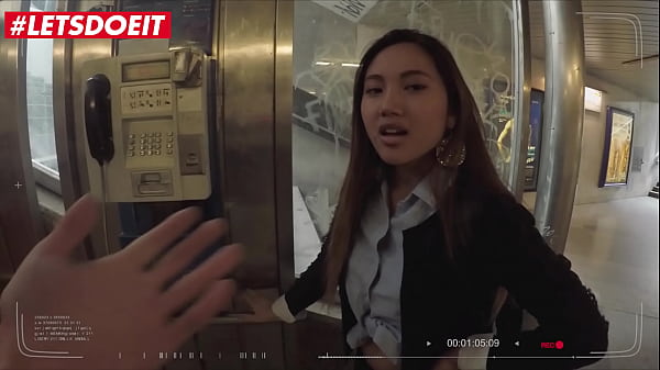 Ngentot Bareng Cewek Thailand & Charlie Dean – Pelancong Asia Kena Kontol Besar Di Luar Negeri, Pov Panas Banget!