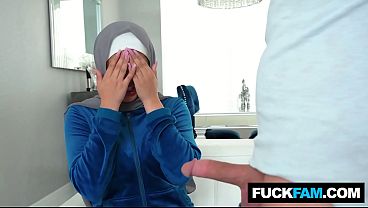 Tetangga Hijabku Kaget Dapat Kontol Besar, Sophia Leone Dan Nicky Rebel Bikin Ngehe
