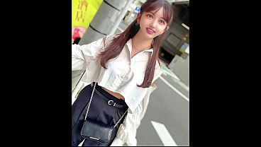 Majalah Model, Setengah Filipina Setengah Jepang, Umur 18 Tahun, Siap Digoyang Dan Digarap Sampai Meraung-raung.
