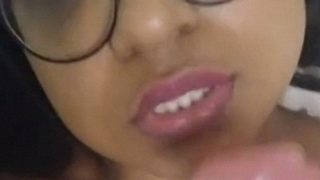 Cewek Nri Colmek Pakai Dildo Sambil Selfie, Makin Greget Bikin Ngaceng