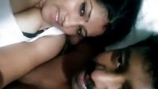 Kambikuttan Ngentot Habis-habisan Bareng Artis Serial Mallu, Crot Di Mulut Minta Ditelen.