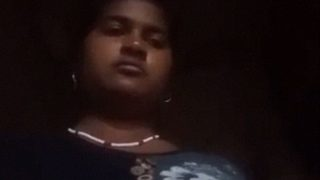 Video Mba Desa Buka Baju Sendirian, Bikin Tegang Banget!
