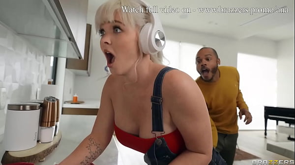 Teman Cewek Gue Yang Montok Lagi Ngentot Di Lubang Belakang!! – Kay Carter, Delilah Day / Brazzers / Tonton Full Bokep Panas Di Www.brazzers.promo/ana