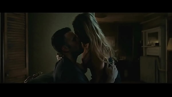 Blake Lively Di The Town (2011) — Bikin Ngentot Banget Sama Adegan Panasnya