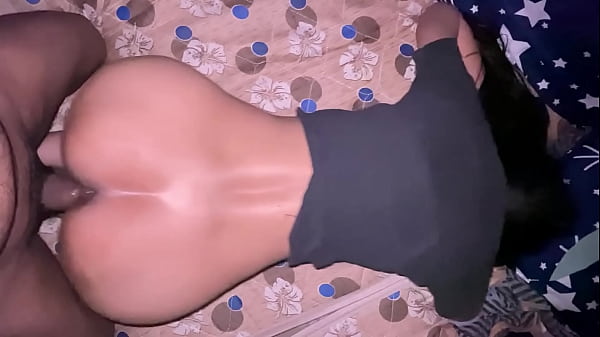 Bos Ngecrot Habis-habisan Di Memek Pembantu India