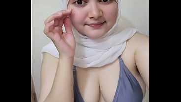 Awal Mula Goyang Twerk Pakai Hijab, Bikin Makin Panas