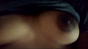 Desi Pelacur Telanjang Bulat Dan Pamer Tetek Alaminya Yang Menggoda