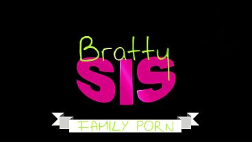 Gracie Gates & Brookie Blair Bilang Ke Stepbro: “kita Bisa Ngentot Bareng, Baru Ke Pantai, Biar Makin Basah”