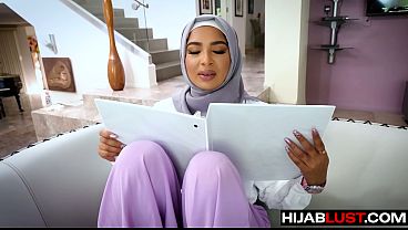 Hijab Babe Babi Belajar Ngentot Mulut Biar Makin Betah – Hijablust