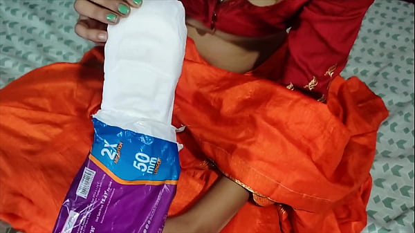 Mausi Ny Apni Bhookhi Chut Mein Bete Ki Lambi Lund Ka Ras Pi Liya