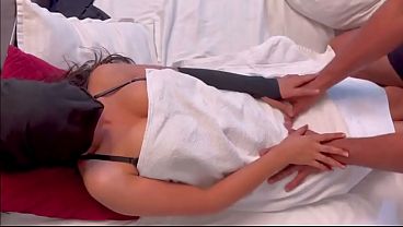 Desi Indian Bhabhi Ketat, Memeknya Dijebol Habis-habisan Sama Devar, Video Viral Babhi Cantik Xxx Dengan Suara Panas Bikin Ngocok.