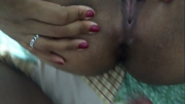 Ngocok Kontol Sambil Nungguin Kontol Lain Masuk Ke Lubang Pantat