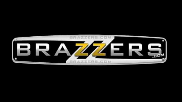 Brazzers, Bintang Porno Sialan!!! Tete Gede Bikin Ngaceng