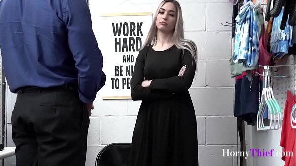 Cewek Hijab Nakal Ngentot Polisi Biar Bebas Dari Penjara- Delilah Day | Hornythief