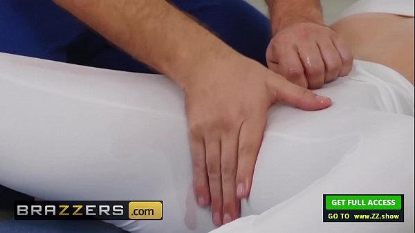 Ngentot Liar Di Atas Matras Yoga Bareng Lacy Lennon & Keiran Lee – Episode Brazzers Yang Bikin Muncrat
