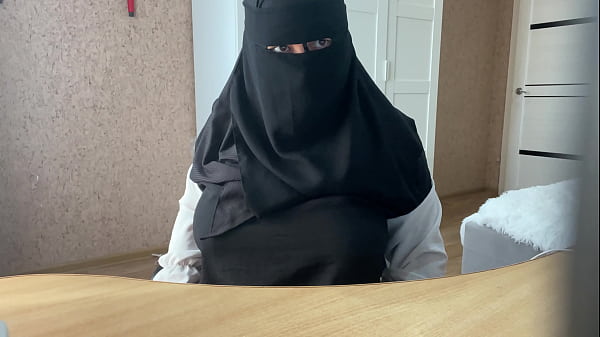 Arab Milf Colmek Live Di Web Chat, Bikin Makin Basah