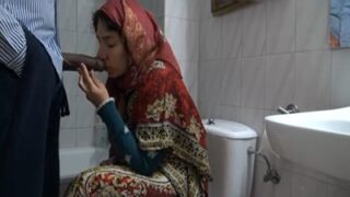 Diplomat Berjilbab Ngewe Kontol Besar Pakistan Di Video Xxx.