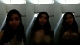 Gadis Pamer Tetek Montok Nepatin Janji, Katanya Mau Kasih Lihat Semua Yang Dijanjiin.