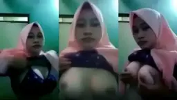 Jilbab Abg Sengaja Nunjukin Tetek Gede Banget Biar Makin Nakal