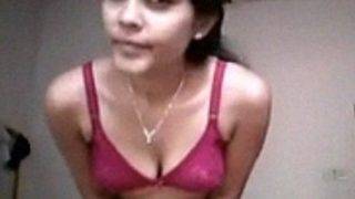 Nonton Video Bugil Dehati Kaamuu Sendirian, Nafsu Banget!