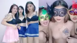 Tiga Bocil Ngefly Onani Di Bus Umum, Crot Di Mana Aja!