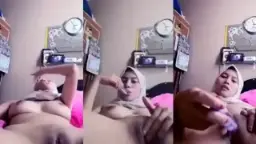 Ukhti Colmek Rebahan Sambil Ngocok, Nikmatin Setiap Sentuhan Basah Yang Bikin Makin Tegang.