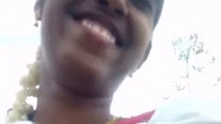 Video Gadis Adivasi India Pamer Payudara Di Luar Ruangan, Bikin Makin Horny.