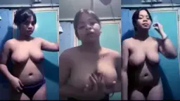 Viral Tiktoker Montok Mandi Telanjang Basah Bikin Sange