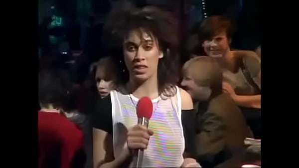 Eurythmics – Konser 1983, Ngegas Sampai Basah