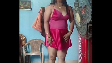 Bokep India, Ibu Tiri Montok Desi Genit, Pamer Memek Basah Di Depan Anak Tiri