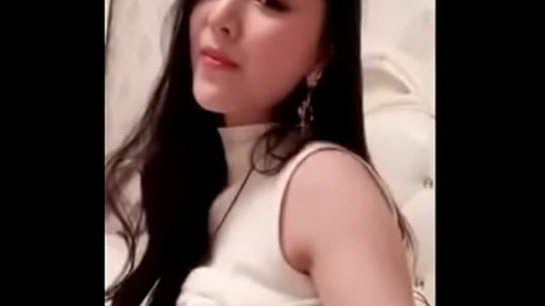 Indonesia Cewek Lagi Mainin Memek Sendiri Sampe Basah Kuyup, Desahan Nafsu Bikin Kelamin Makin Menggebu.
