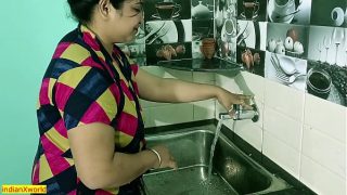 Bokep Hot Bhabhi Ml Dengan Bocah Baru, Ngentot Sampai Crott!