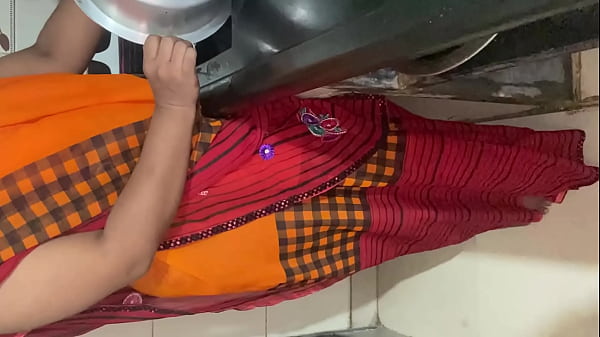 Bhabhi Ko Devar Ne Dapur Se Kamar Mein Bula Ke Choda, Garmi Bhari Hindi Voice Viral Sex Mms.