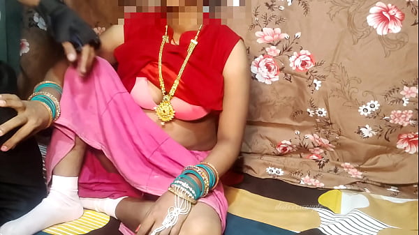 Baju Merah Tipis, Istri Manja Minta Digaruk, Suami Desi Langsung Ngaceng!