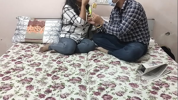 Ngentot Seru Sama Bhabhi India Hot Di Rumah! Suara Hindi Jelas Bikin Makin Basah.